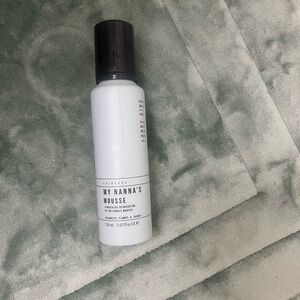 Larry King My Nanna's Mousse